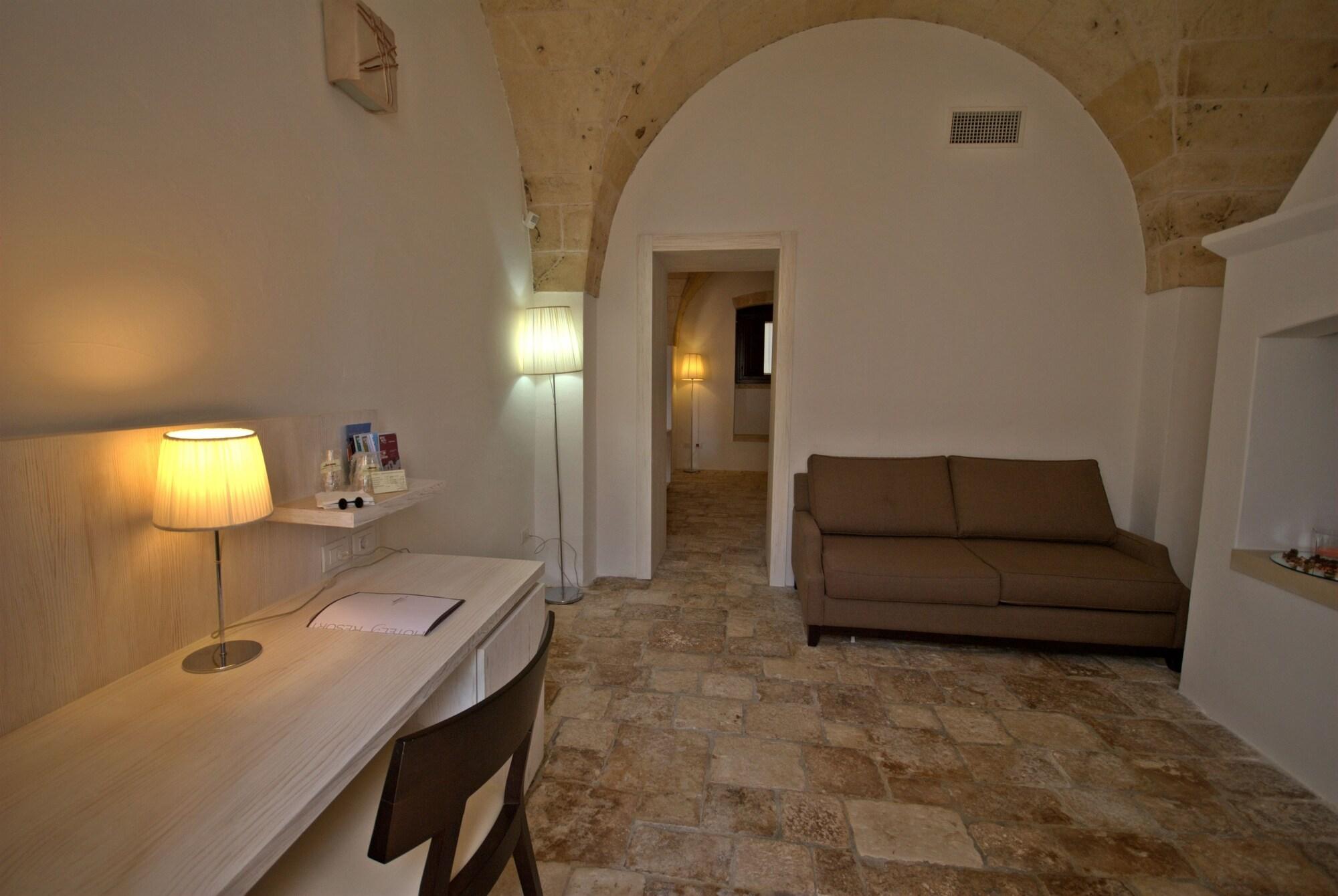 Masseria Corda Di Lana Hotel & Resort Torre Lapillo Bagian luar foto