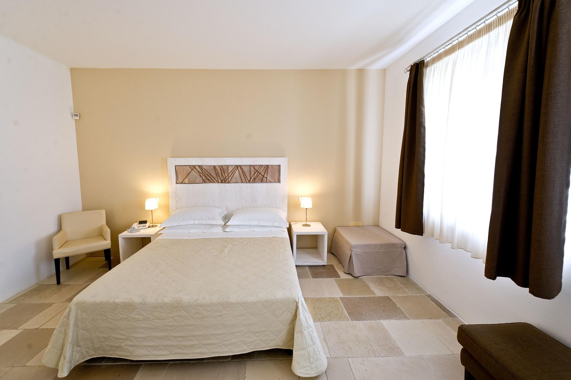Masseria Corda Di Lana Hotel & Resort Torre Lapillo Bagian luar foto