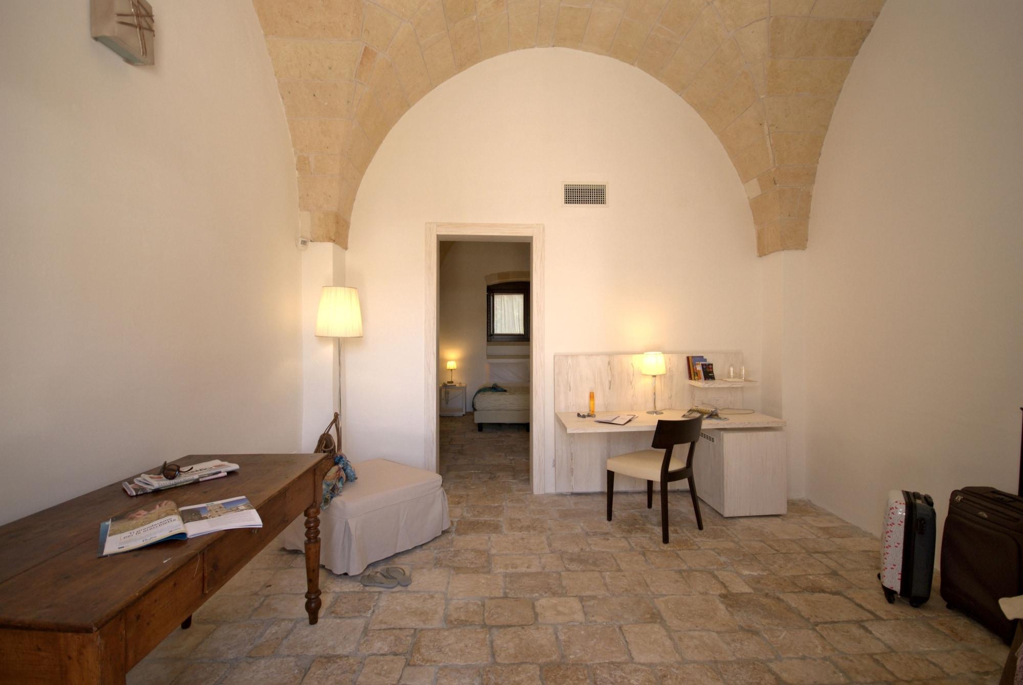 Masseria Corda Di Lana Hotel & Resort Torre Lapillo Bagian luar foto