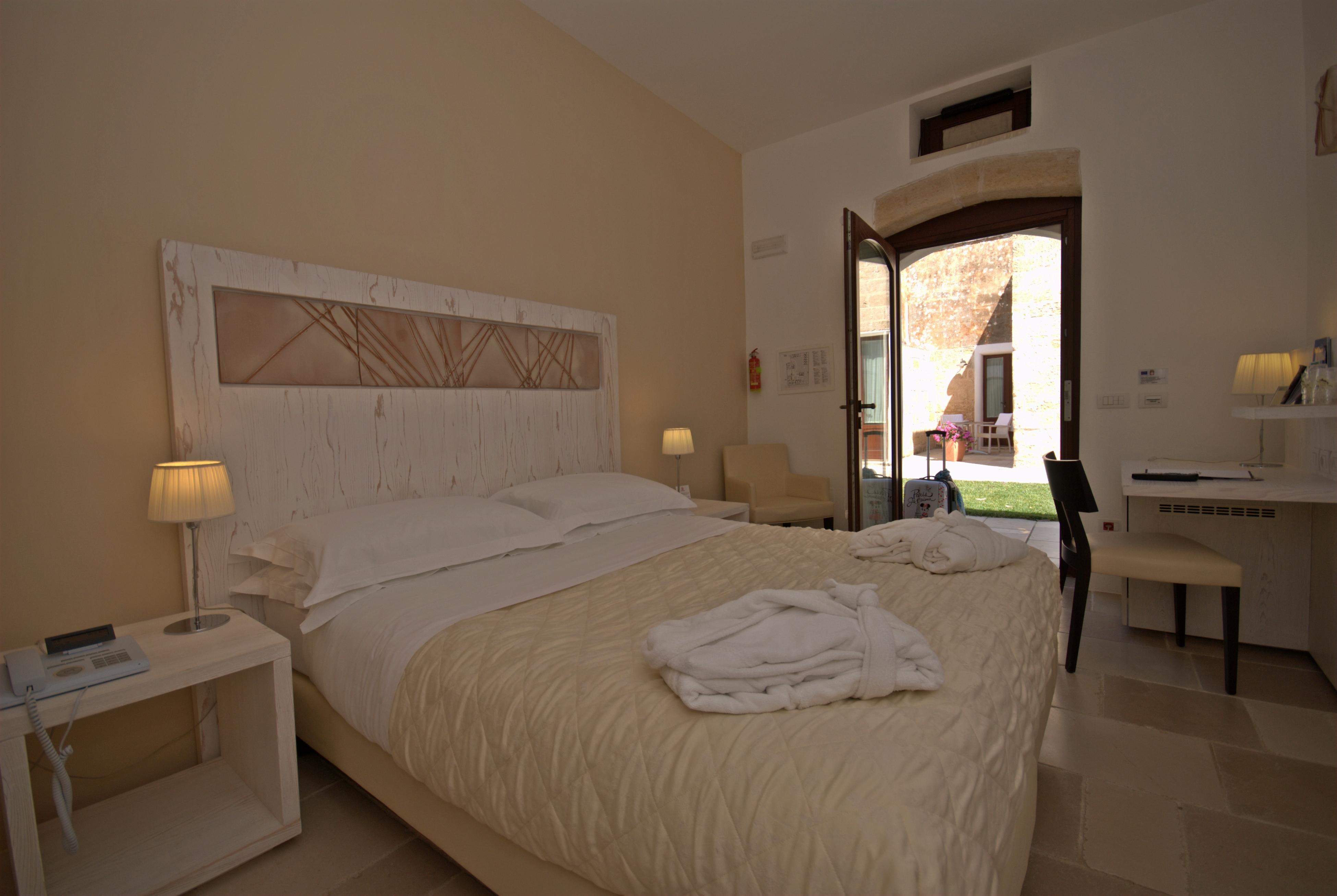 Masseria Corda Di Lana Hotel & Resort Torre Lapillo Bagian luar foto