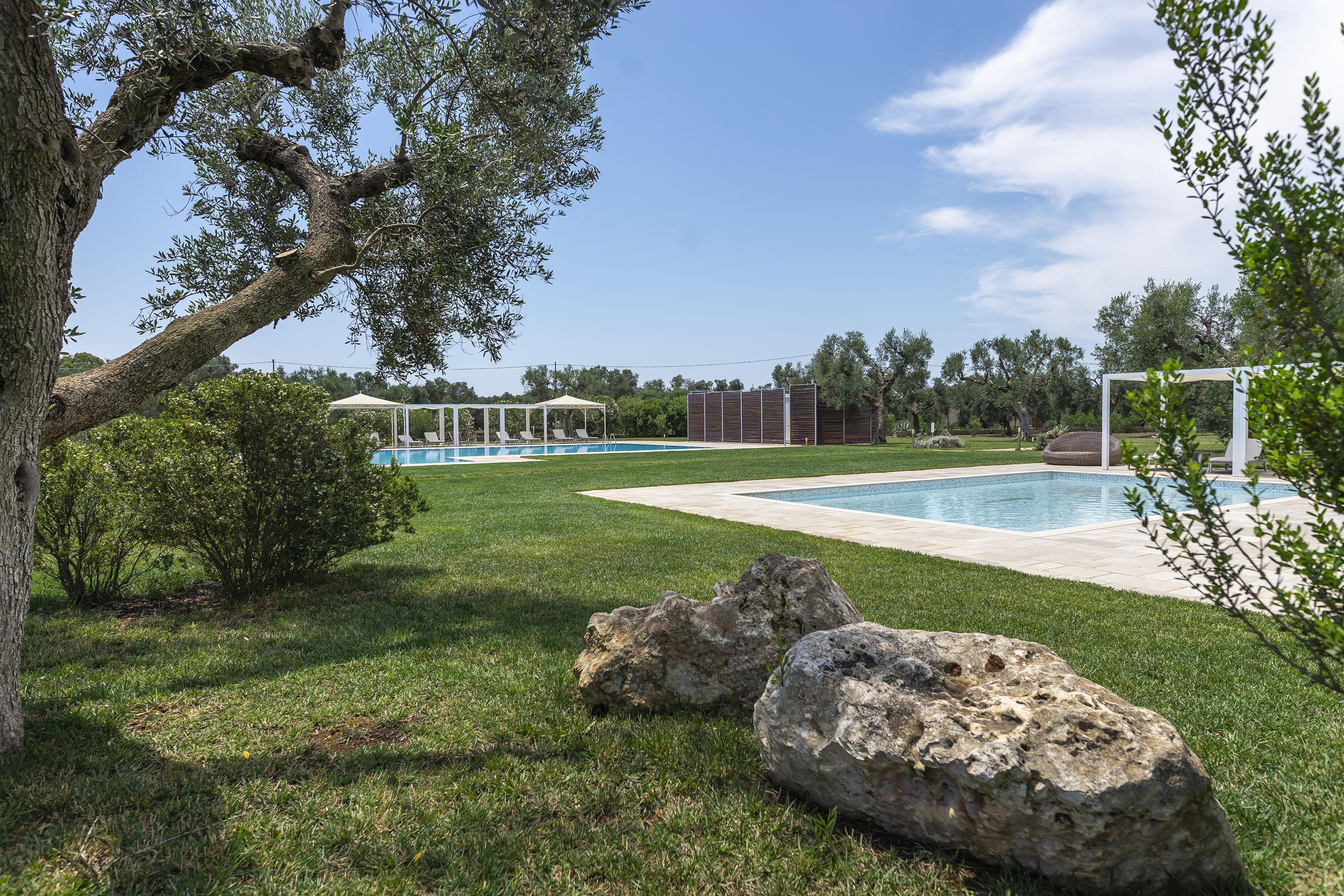 Masseria Corda Di Lana Hotel & Resort Torre Lapillo Bagian luar foto