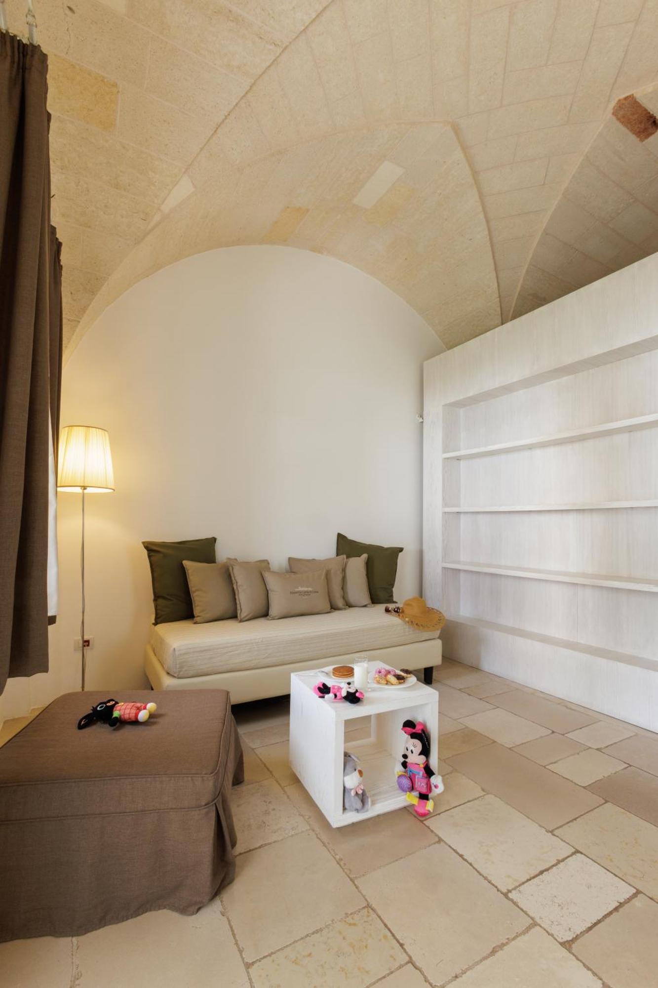 Masseria Corda Di Lana Hotel & Resort Torre Lapillo Ruang foto
