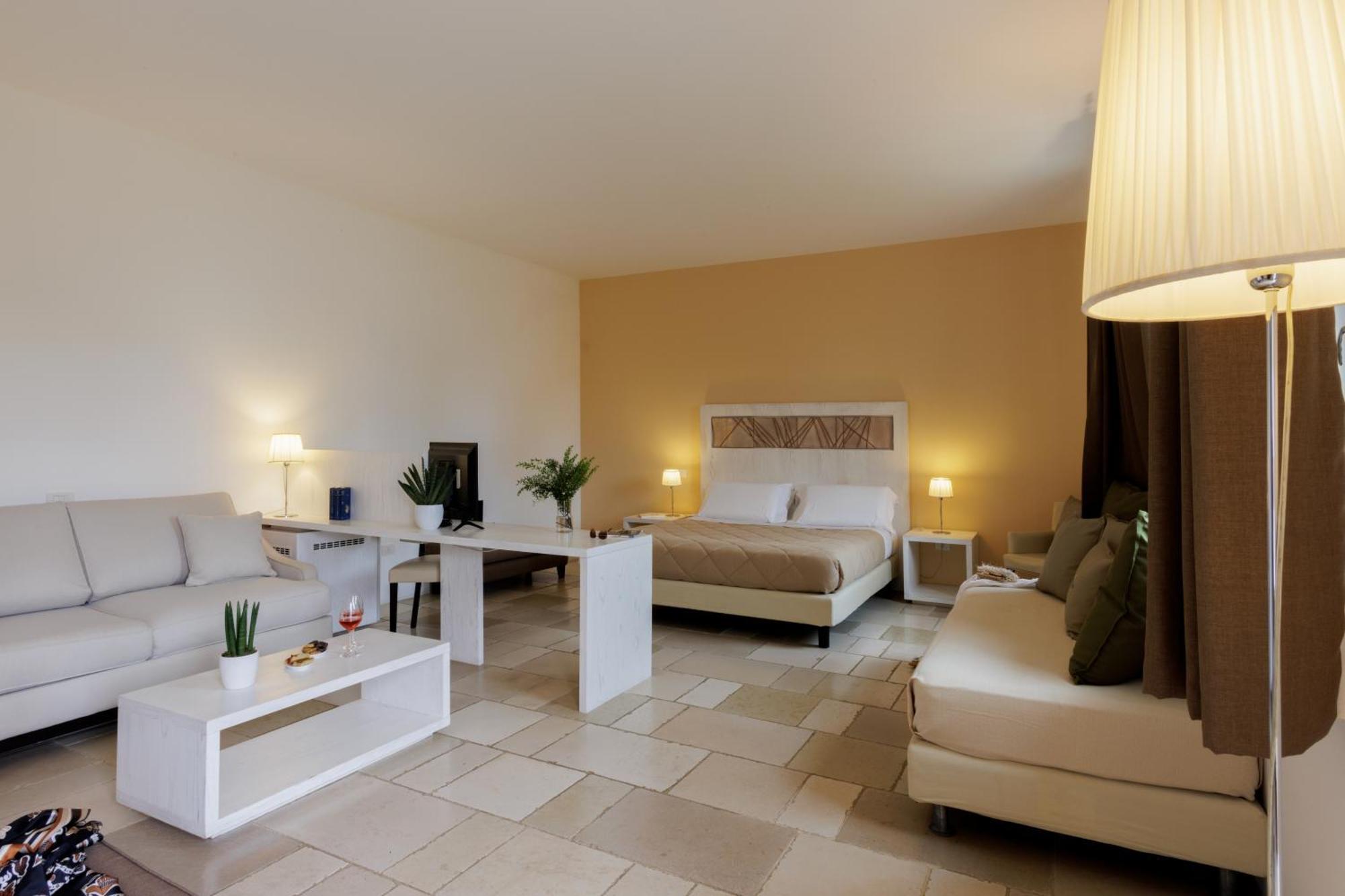 Masseria Corda Di Lana Hotel & Resort Torre Lapillo Bagian luar foto