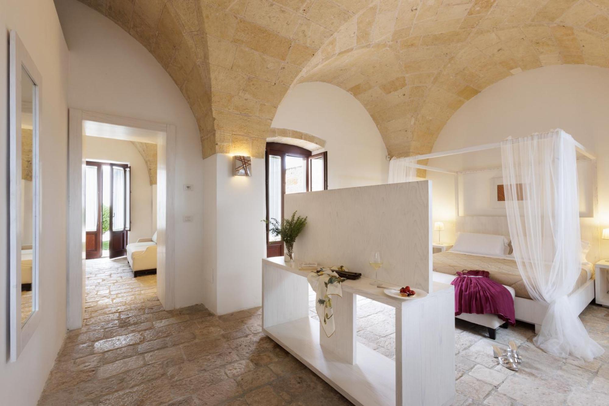 Masseria Corda Di Lana Hotel & Resort Torre Lapillo Bagian luar foto